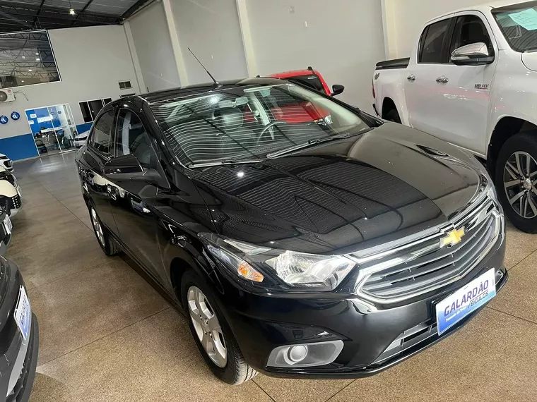 Chevrolet Prisma Preto 3