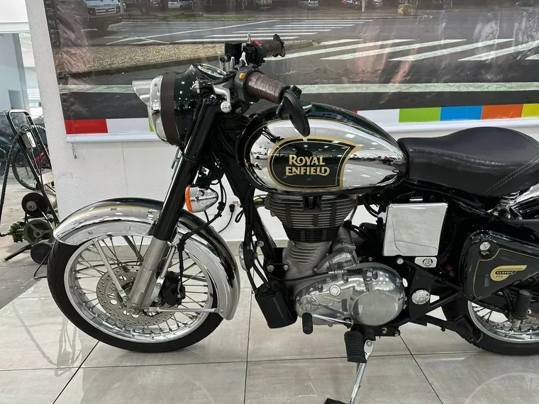 Royal Enfield Classic Verde 14