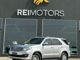 Toyota Hilux SW4