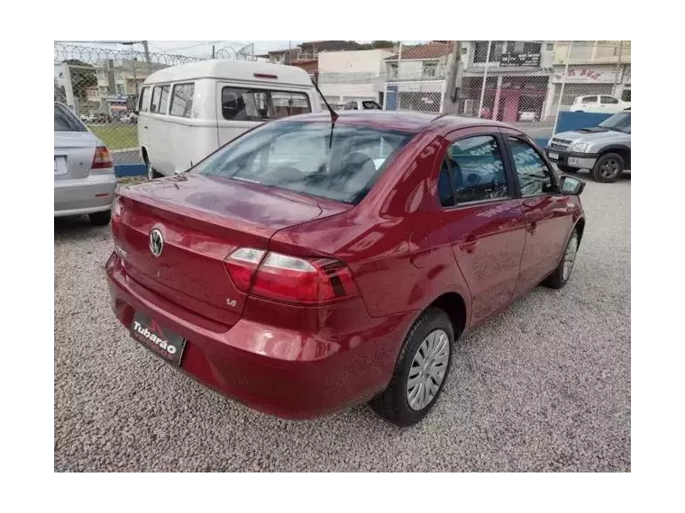 Volkswagen Voyage Vermelho 4