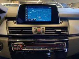BMW 220i