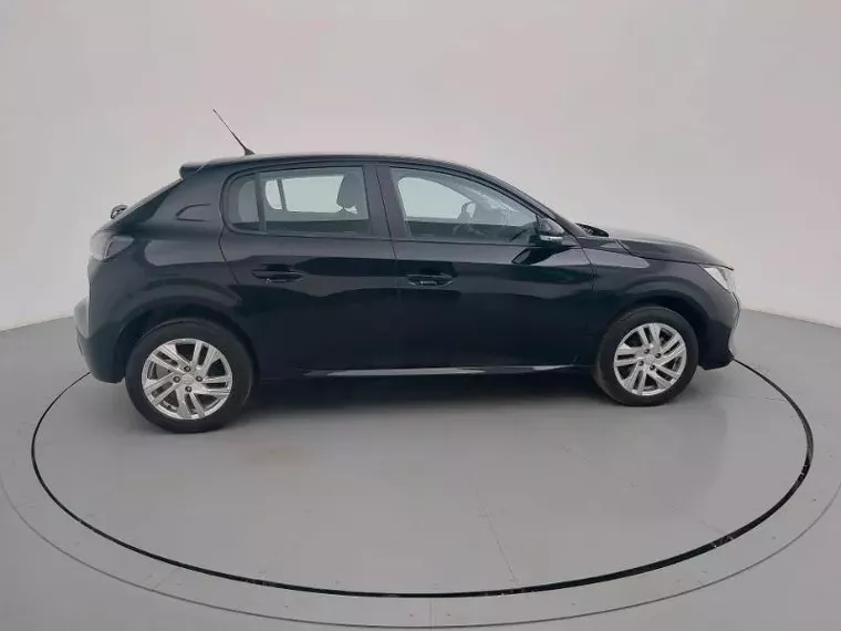 Peugeot 208 Preto 8