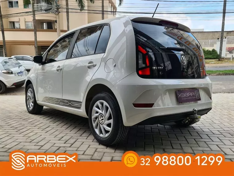 Volkswagen UP Branco 10