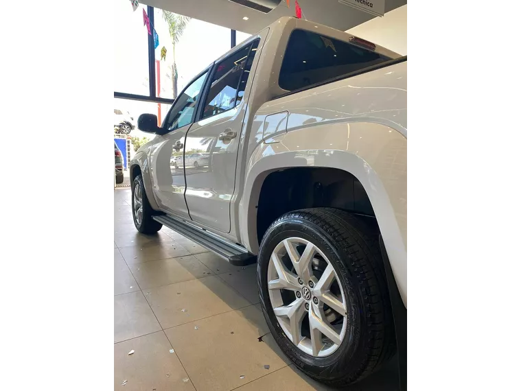 Volkswagen Amarok Branco 11