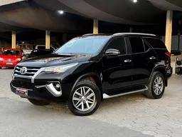Toyota Hilux SW4