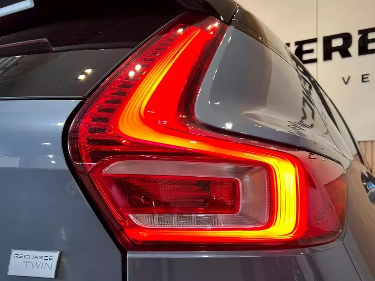 Volvo XC40 Cinza 7