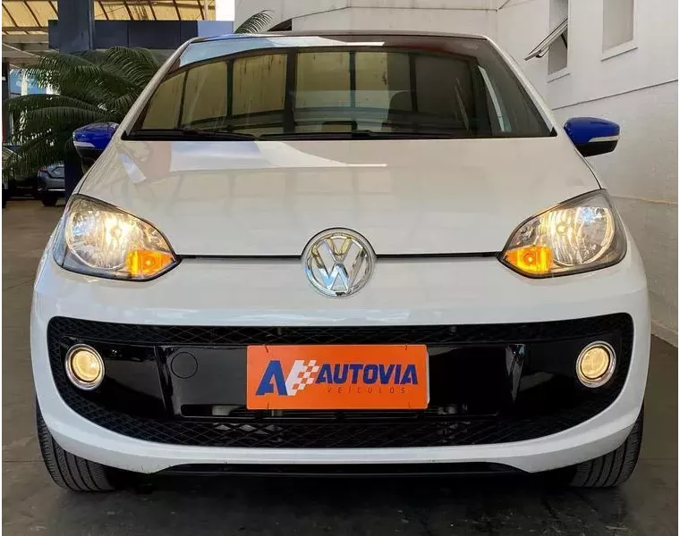 Volkswagen UP Branco 18