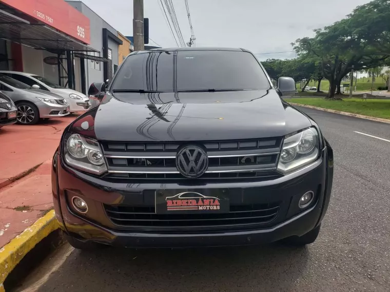 Volkswagen Amarok Preto 4