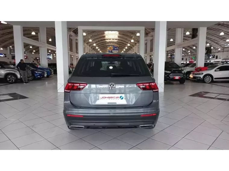 Volkswagen Tiguan Cinza 9