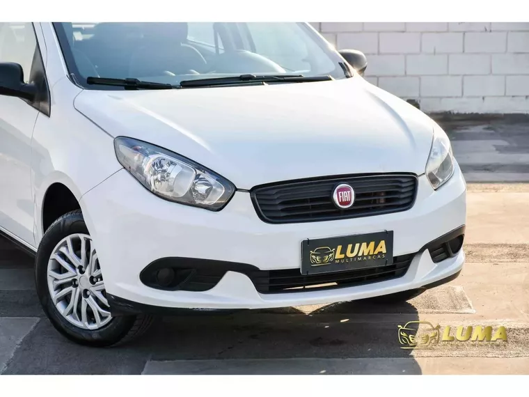 Fiat Grand Siena Branco 2