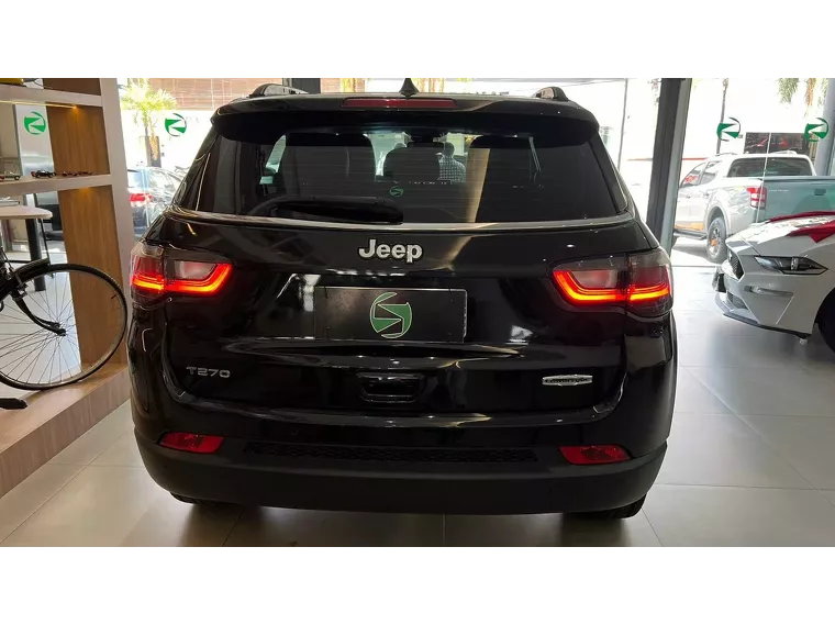 Jeep Compass Preto 22