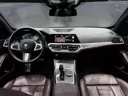 BMW 320i