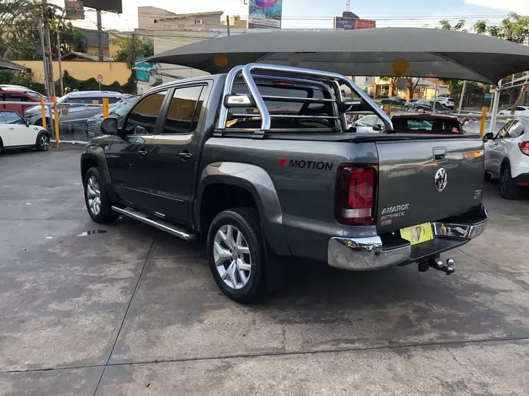 Volkswagen Amarok Cinza 7