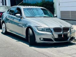 325i