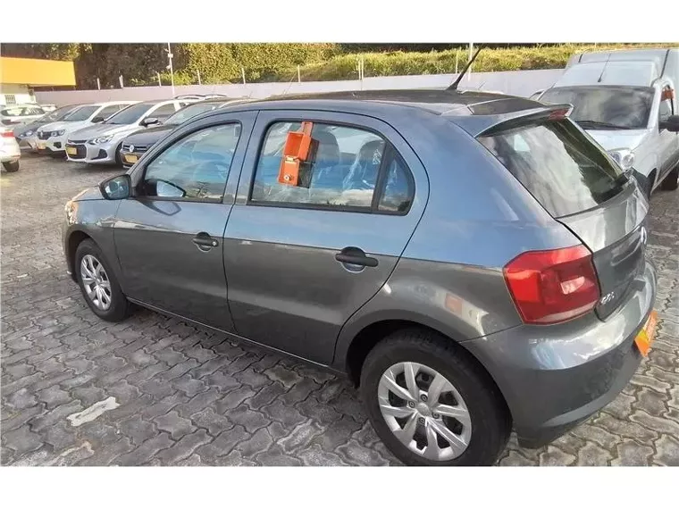 Volkswagen Gol Cinza 3