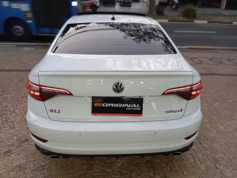 Volkswagen Jetta Branco 12