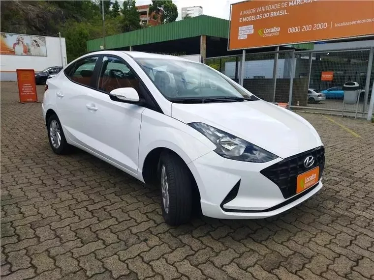 Hyundai HB20S Branco 9