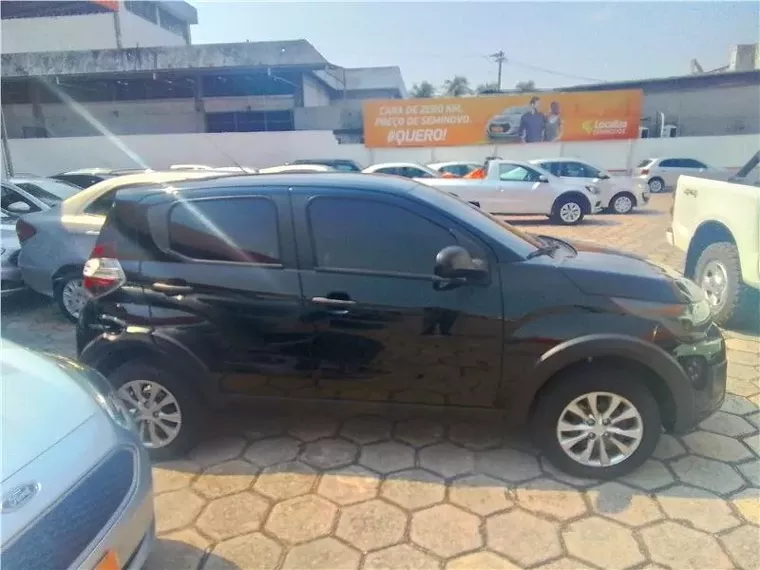 Fiat Mobi Preto 8