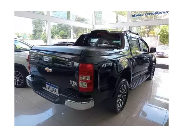 Chevrolet S10 Preto 4