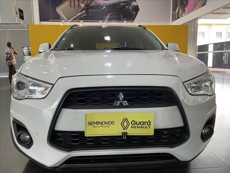 Mitsubishi ASX Branco 6