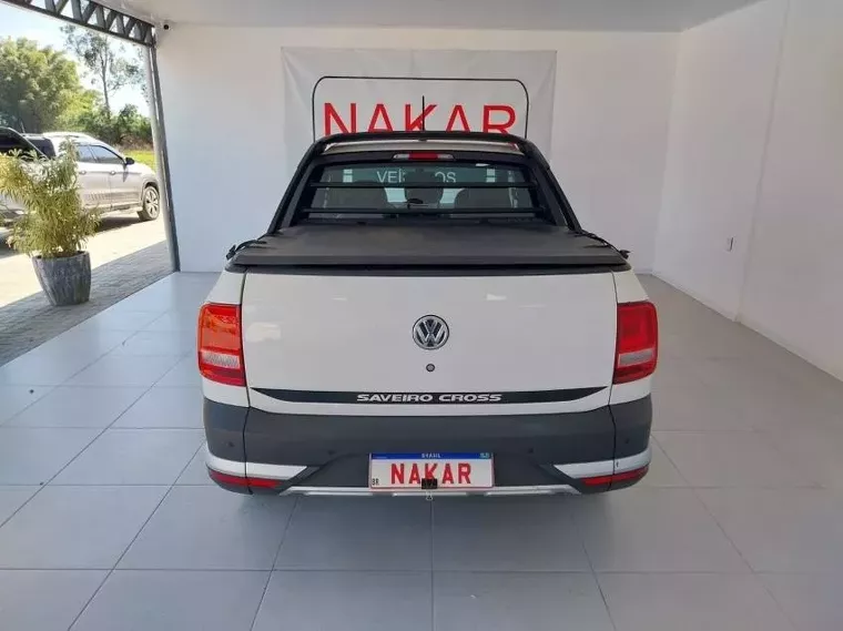 Volkswagen Saveiro Branco 7