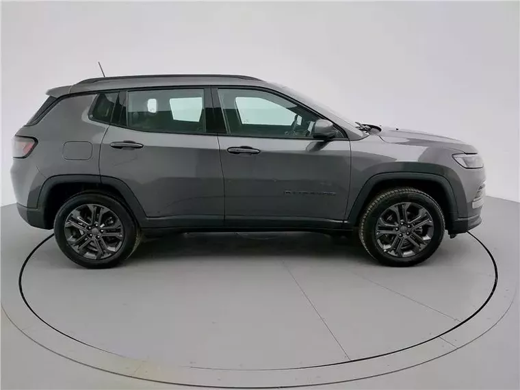 Jeep Compass Cinza 14