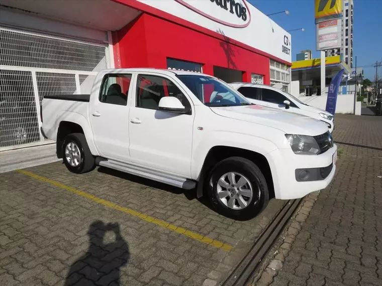 Volkswagen Amarok Branco 13