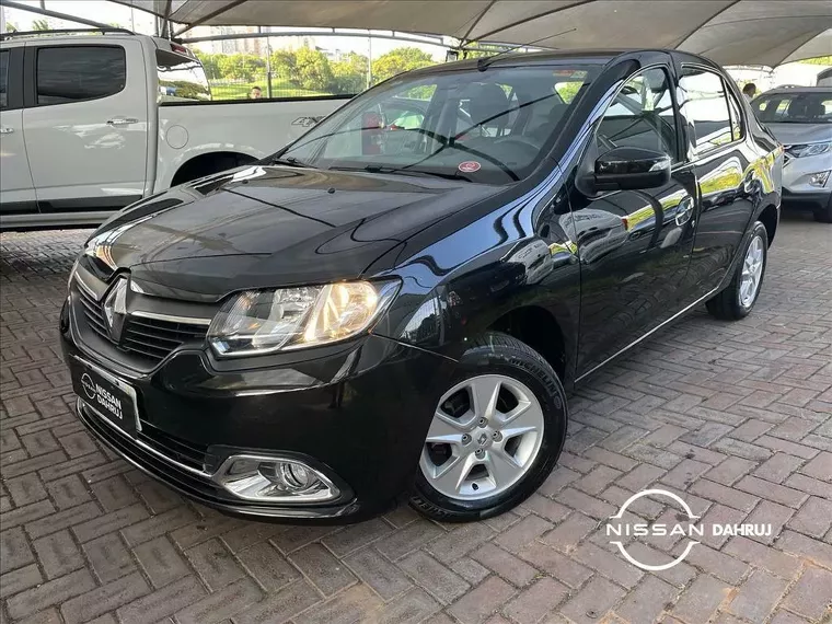 Renault Logan Preto 6