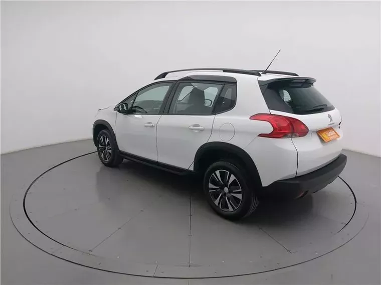 Peugeot 2008 Branco 5