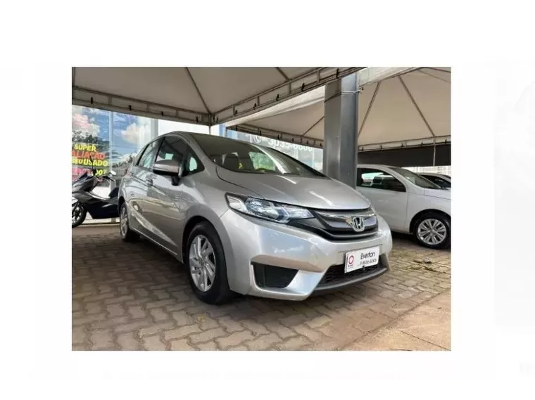 Honda FIT Cinza 1