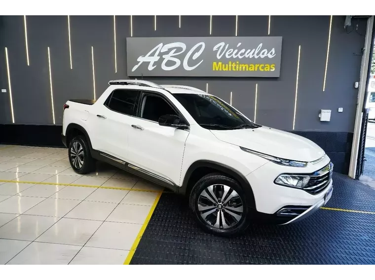 Fiat Toro Branco 19