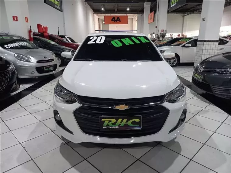 Chevrolet Onix Branco 4