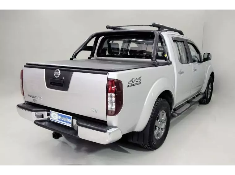 Nissan Frontier Prata 11