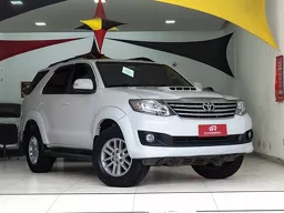 Toyota Hilux SW4
