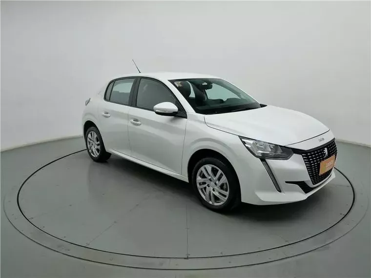 Peugeot 208 Branco 6