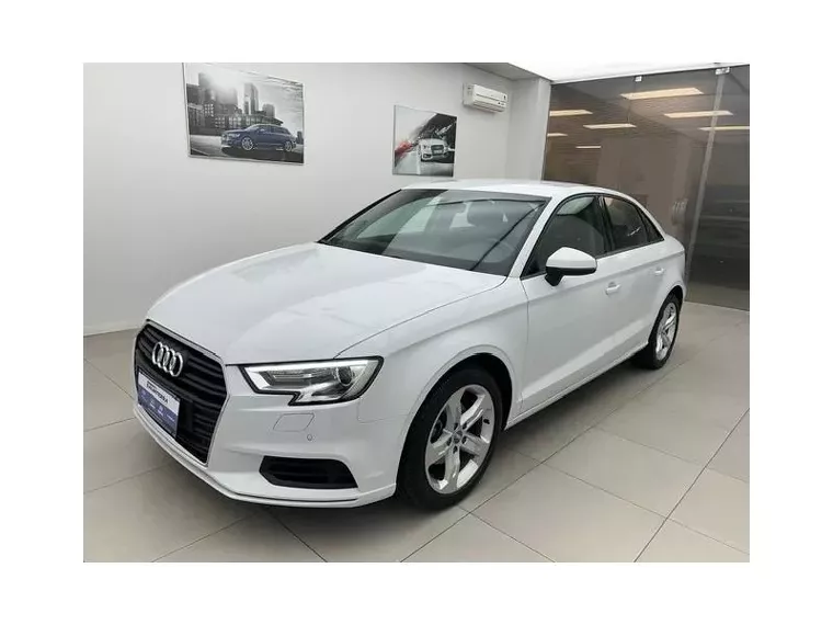 Audi A3 Branco 4