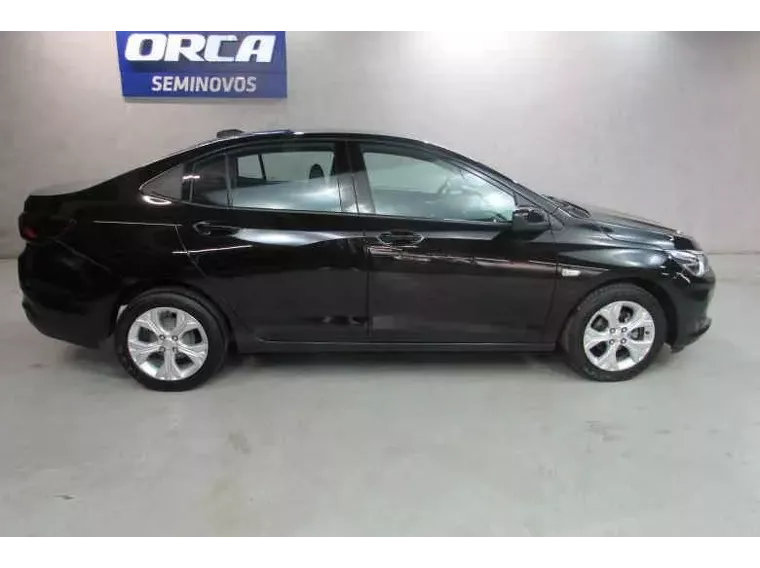 Chevrolet Onix Preto 7