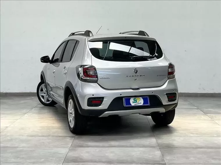 Renault Sandero Prata 2