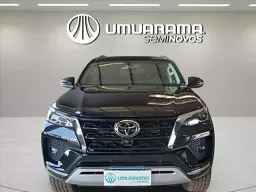 Toyota Hilux SW4