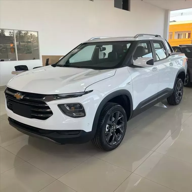 Chevrolet Montana Branco 14