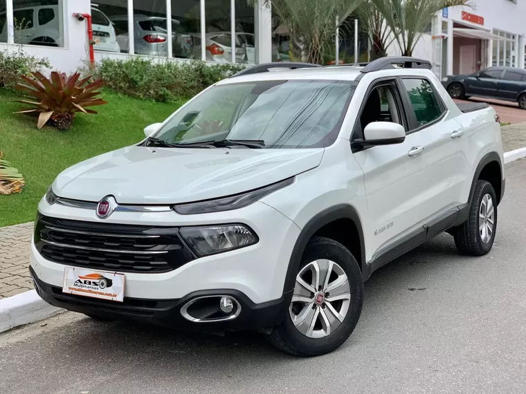 Fiat Toro Branco 1