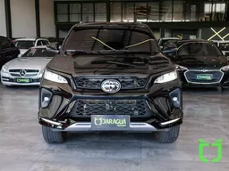 Hilux SW4