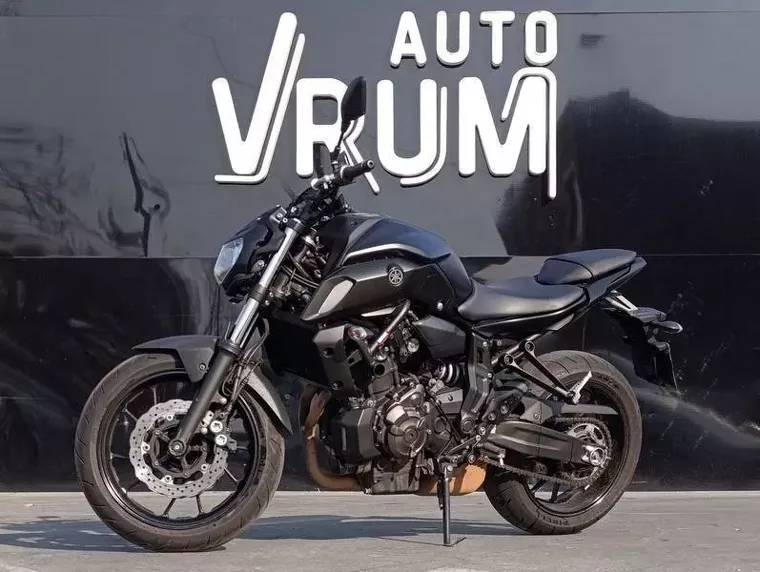 Yamaha MT-07 Preto 3