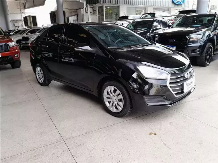 Hyundai HB20S Preto 3