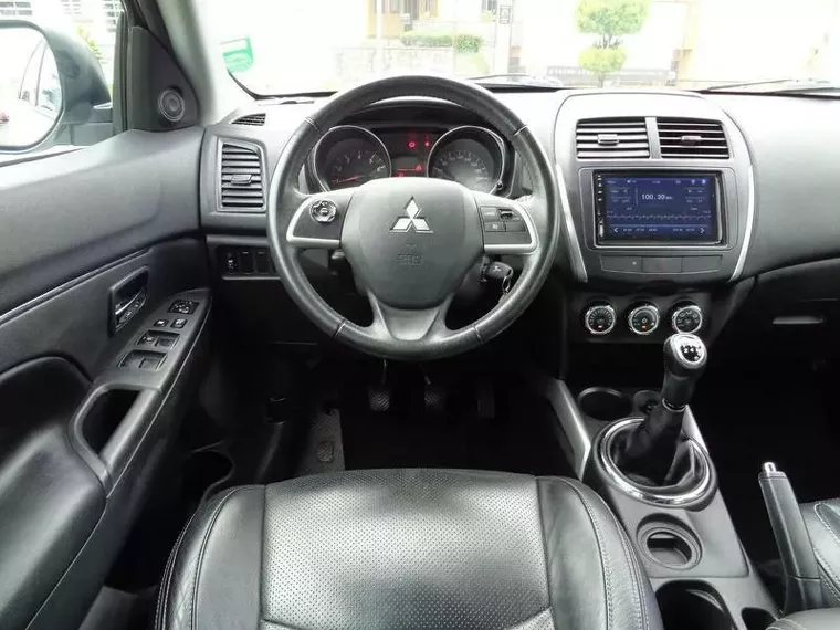 Mitsubishi ASX Branco 10