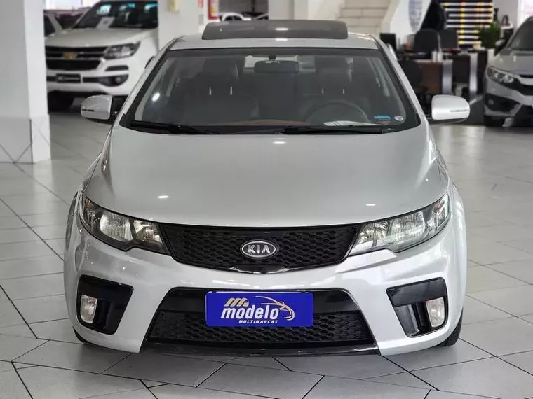 KIA Cerato Prata 7