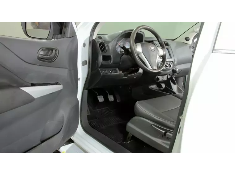 Nissan Frontier Branco 7