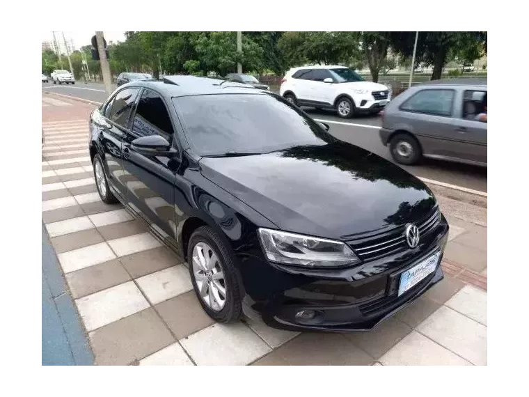 Volkswagen Jetta Preto 6