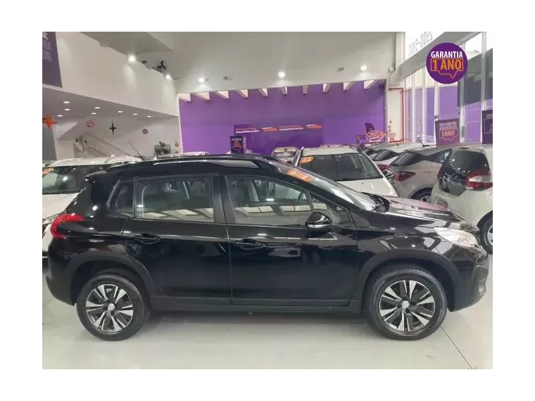 Peugeot 2008 Preto 2