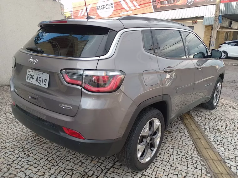 Foto do carro